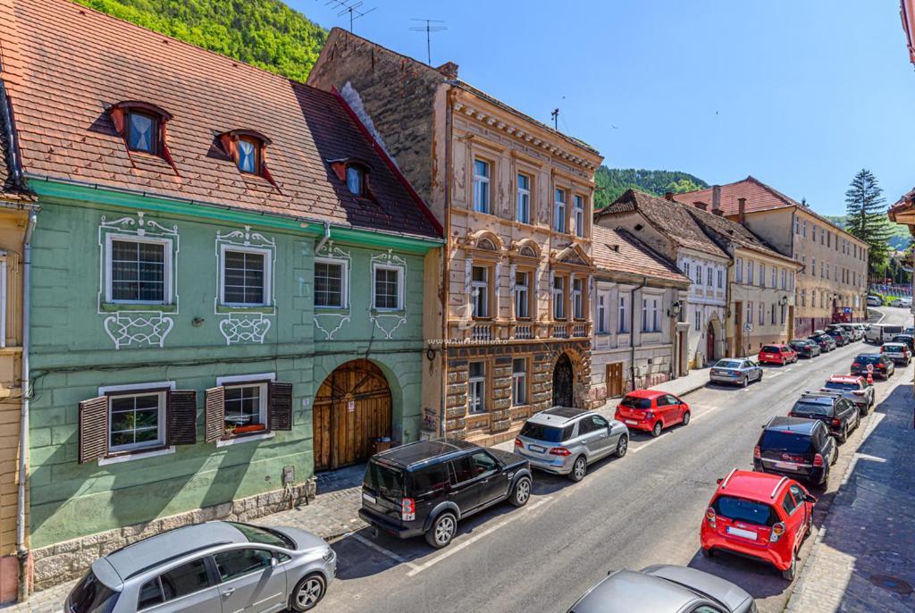 3 Min To Everything-Stylish-Modern-Old Fortress Braşov Exteriör bild